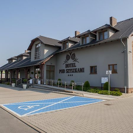 Hotel Pod Szyszkami Kozmin 외부 사진