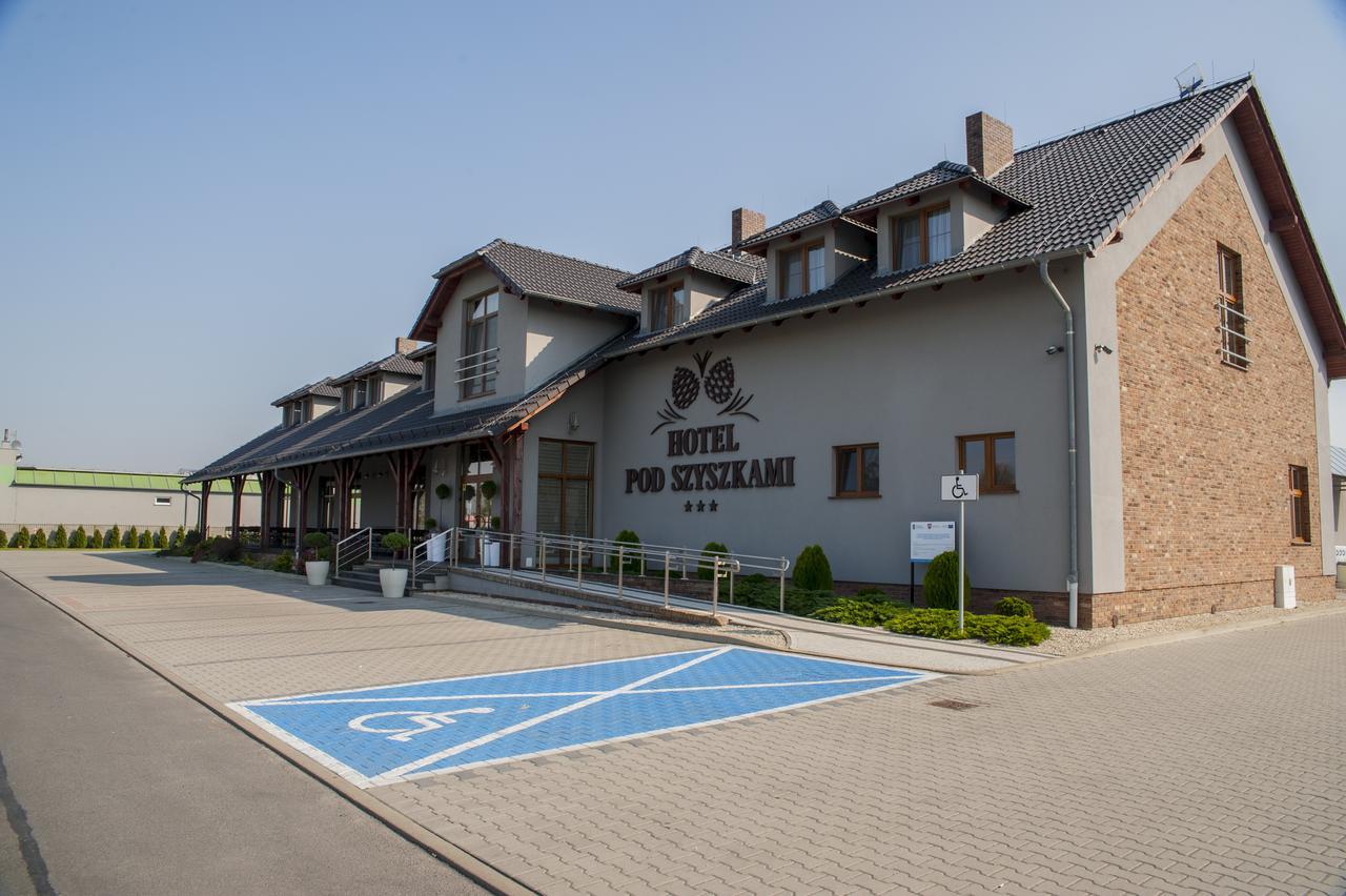 Hotel Pod Szyszkami Kozmin 외부 사진
